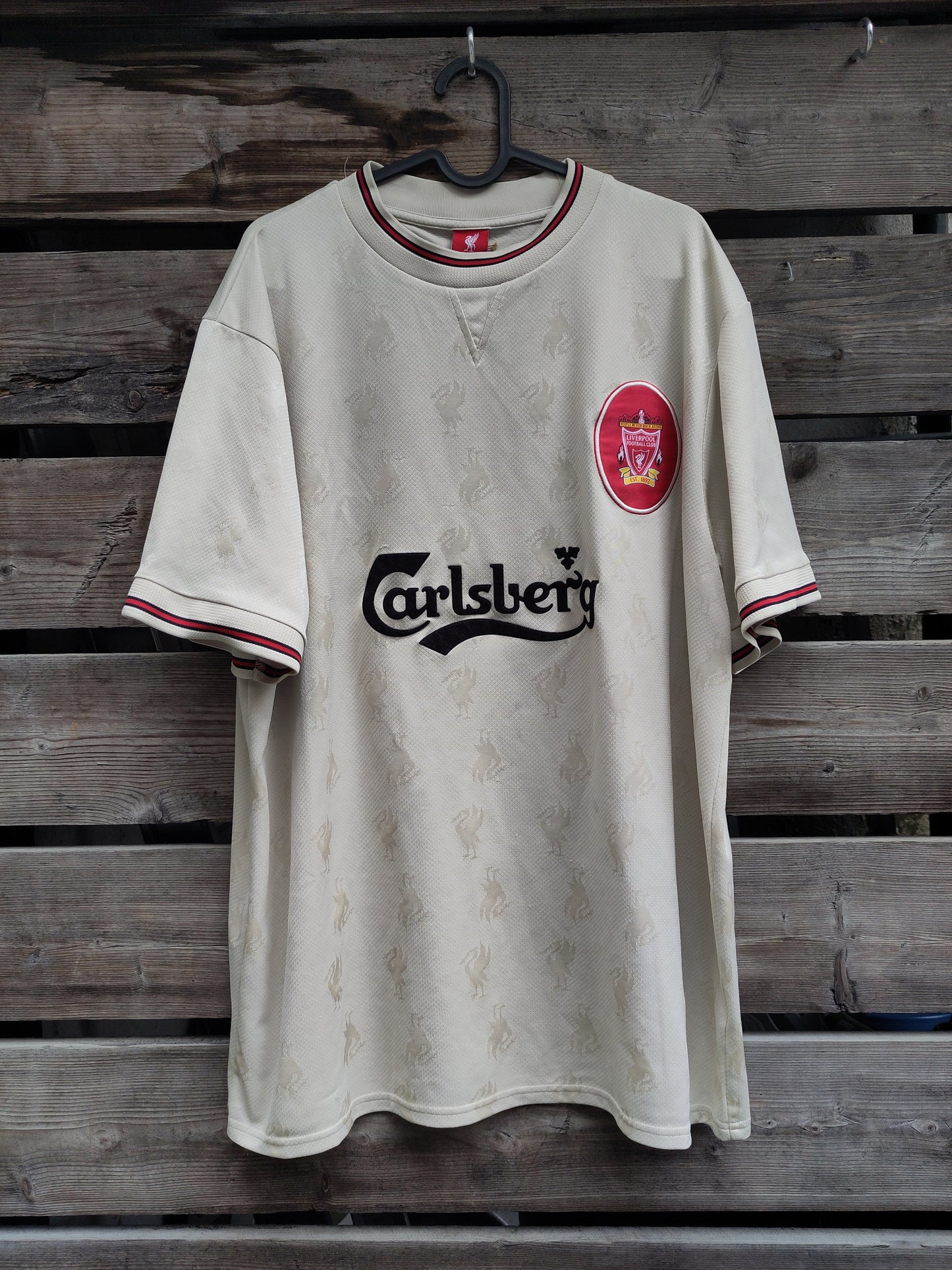 Liverpool shirt 1996-97 away retro
