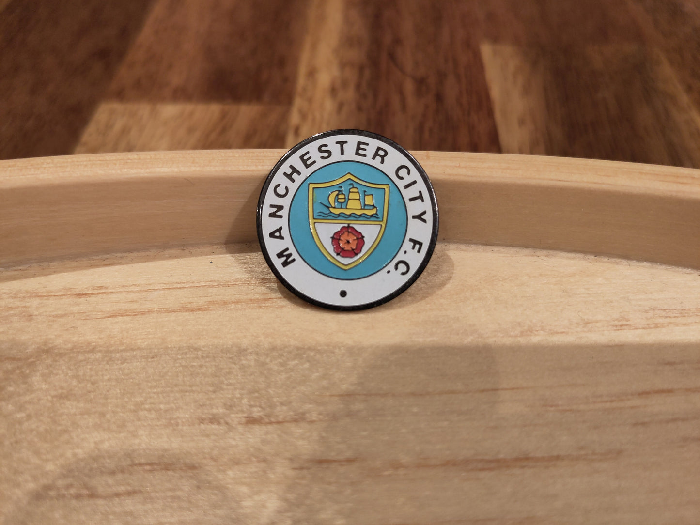 PINS: Diverse engelske klubber