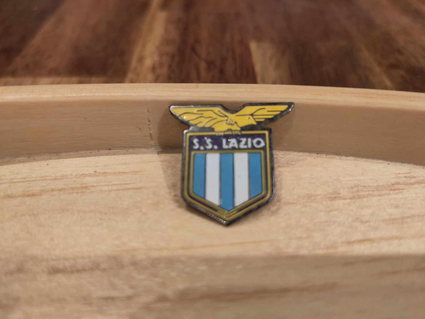 PINS: Diverse europeiske klubber