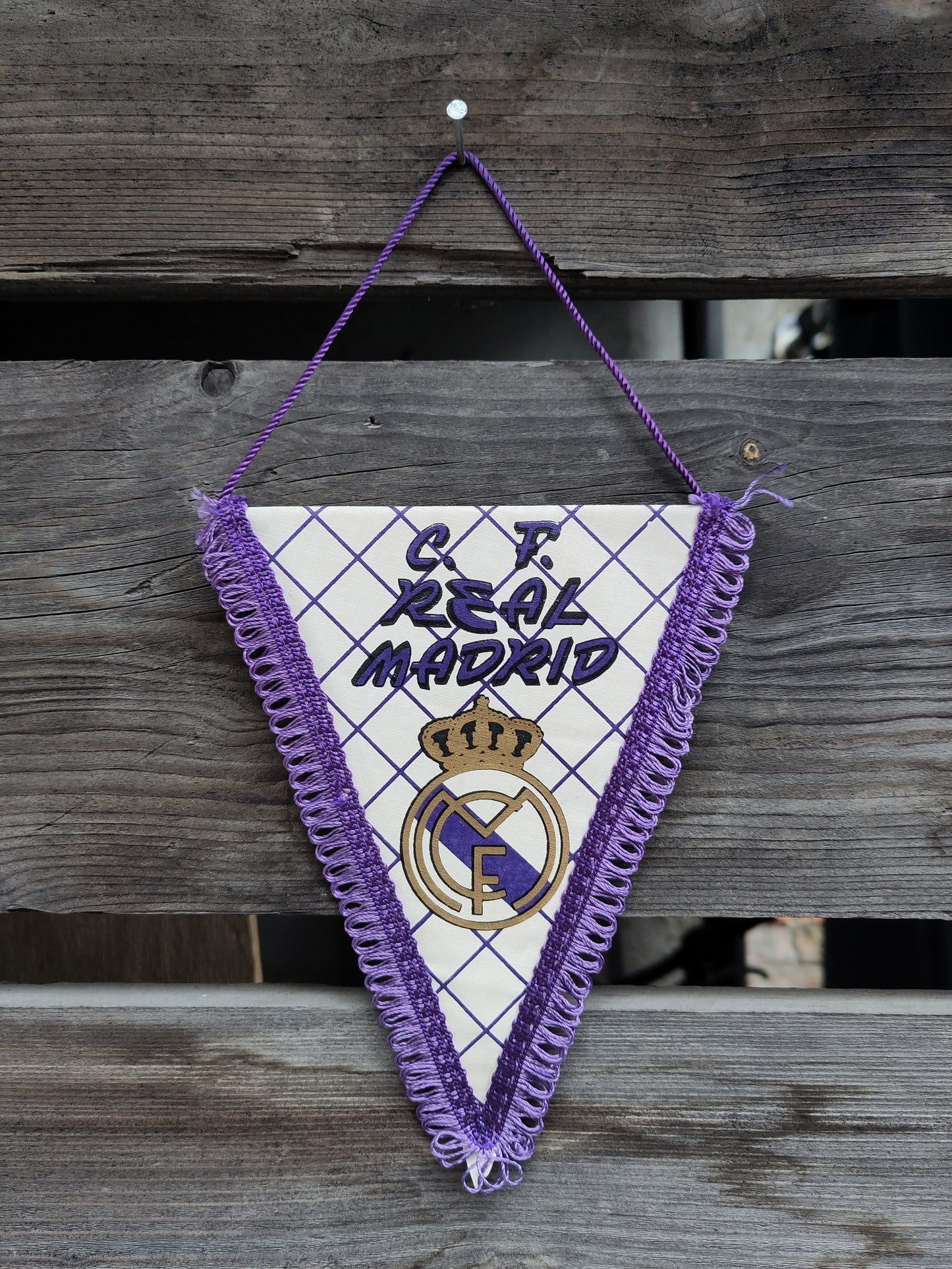 Real Madrid pennant v2