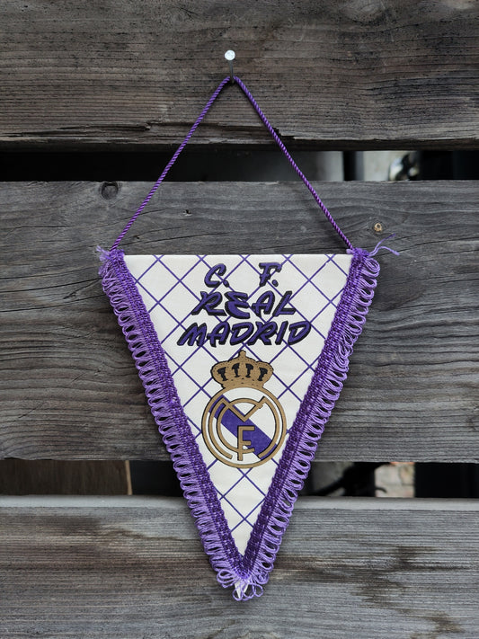Real Madrid pennant v2