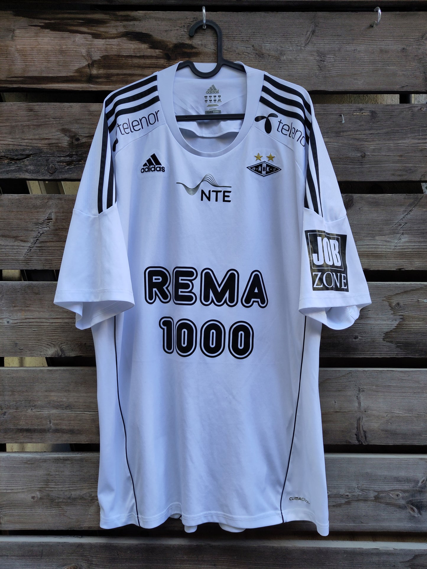 Rosenborg drakt 2010-11 hjemme