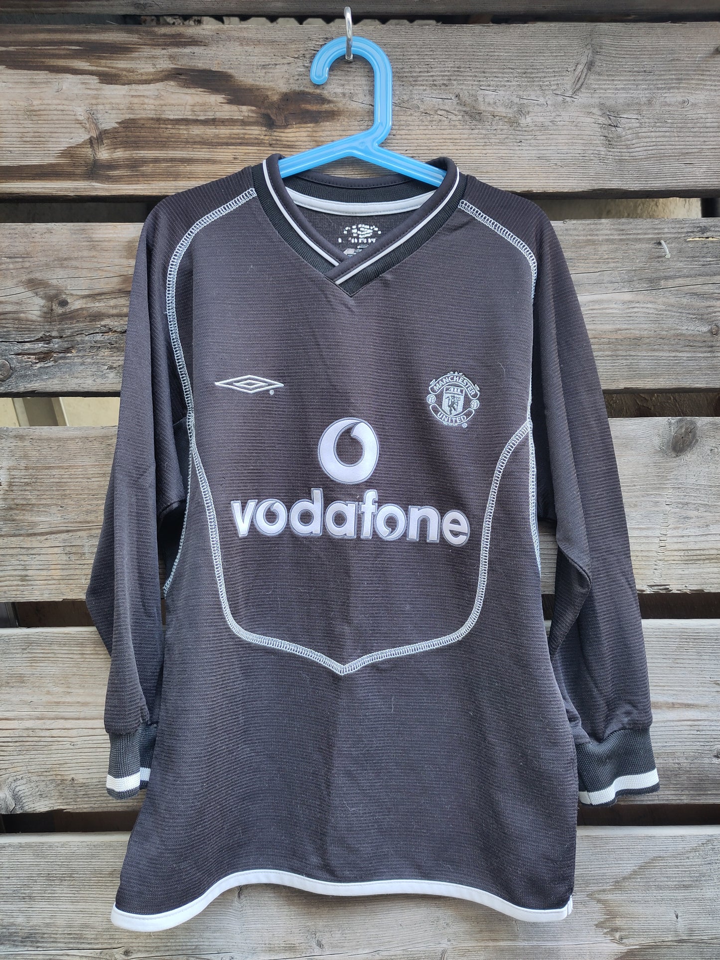 Manchester United shirt 2000-02 home goalkeeper kids