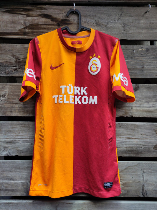 Galatasaray drakt 2013-14 hjemme Sneijder (player edition)