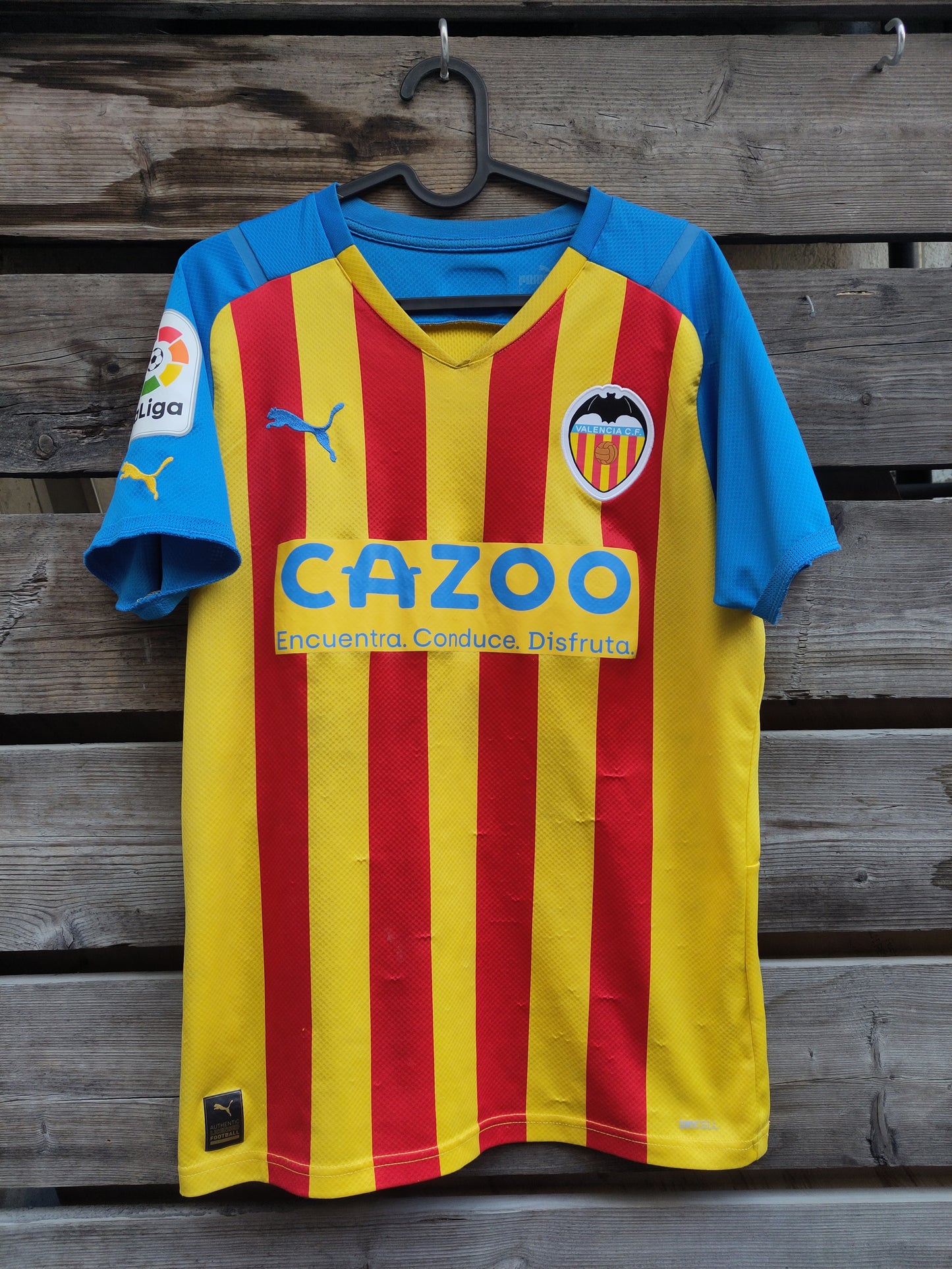 Valencia drakt 2022-23 tredje
