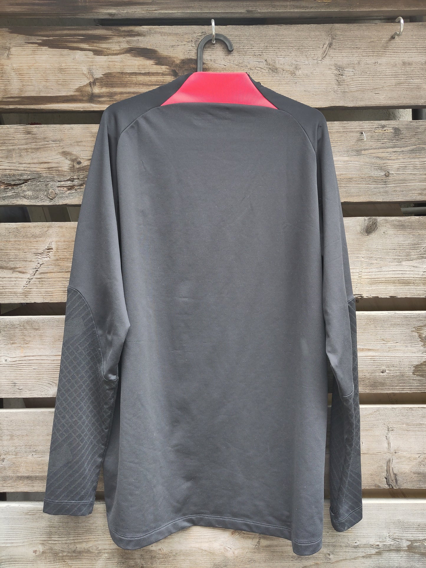 Liverpool treningsgenser Nike/AXA v2