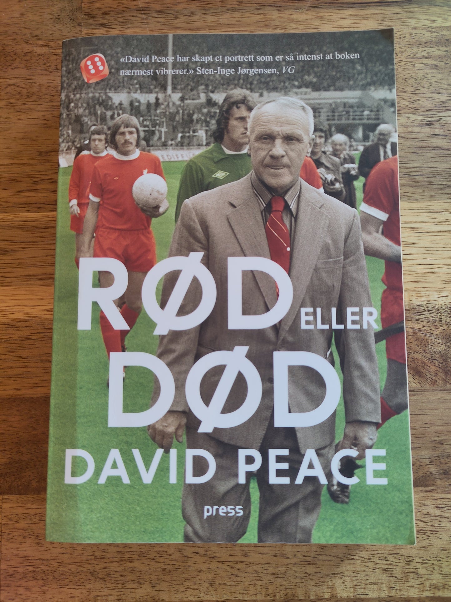 BOK: Rød eller død (David Peace)