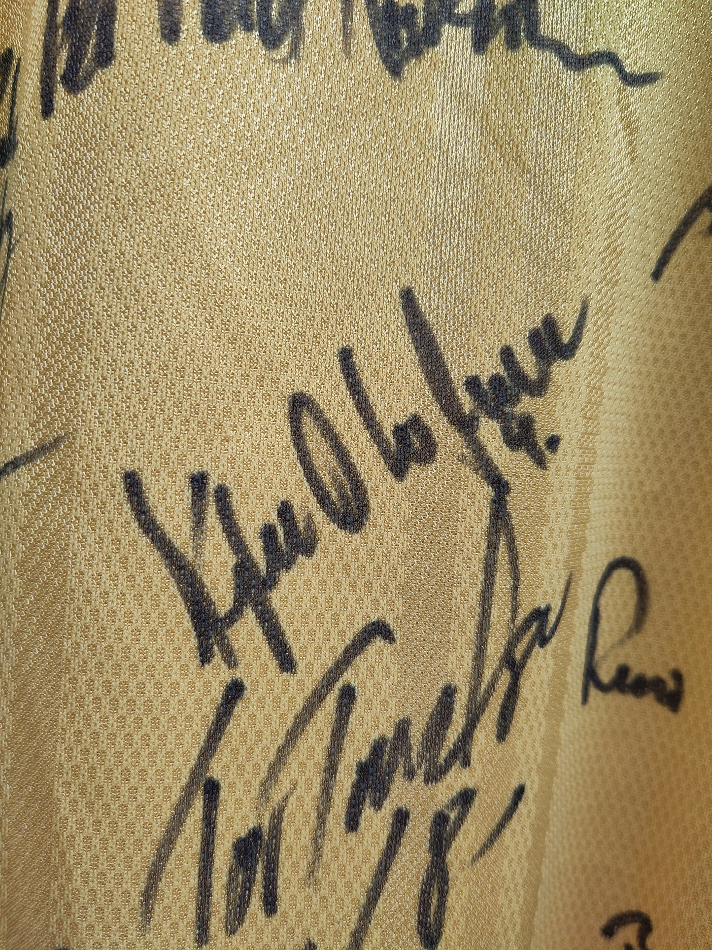 Moss drakt 2000 signert