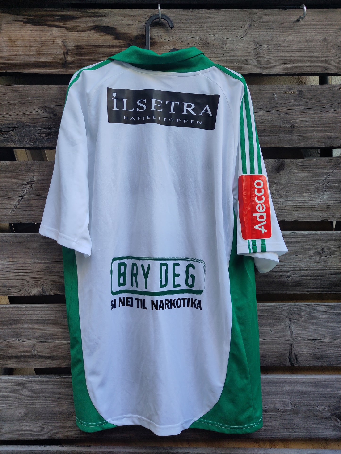 HamKam drakt 2009 hjemme signert v2