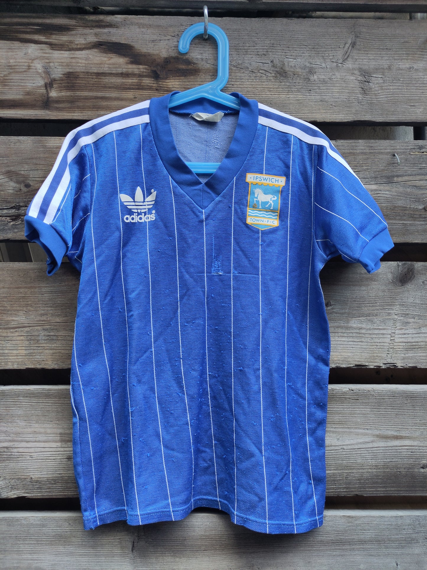 Ipswich drakt 1981-84 hjemme barn (slitt)