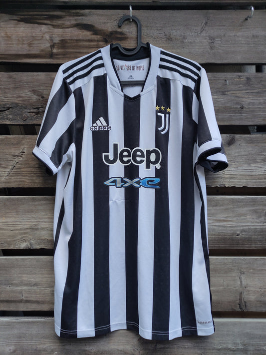 Juventus drakt 2021-22 hjemme