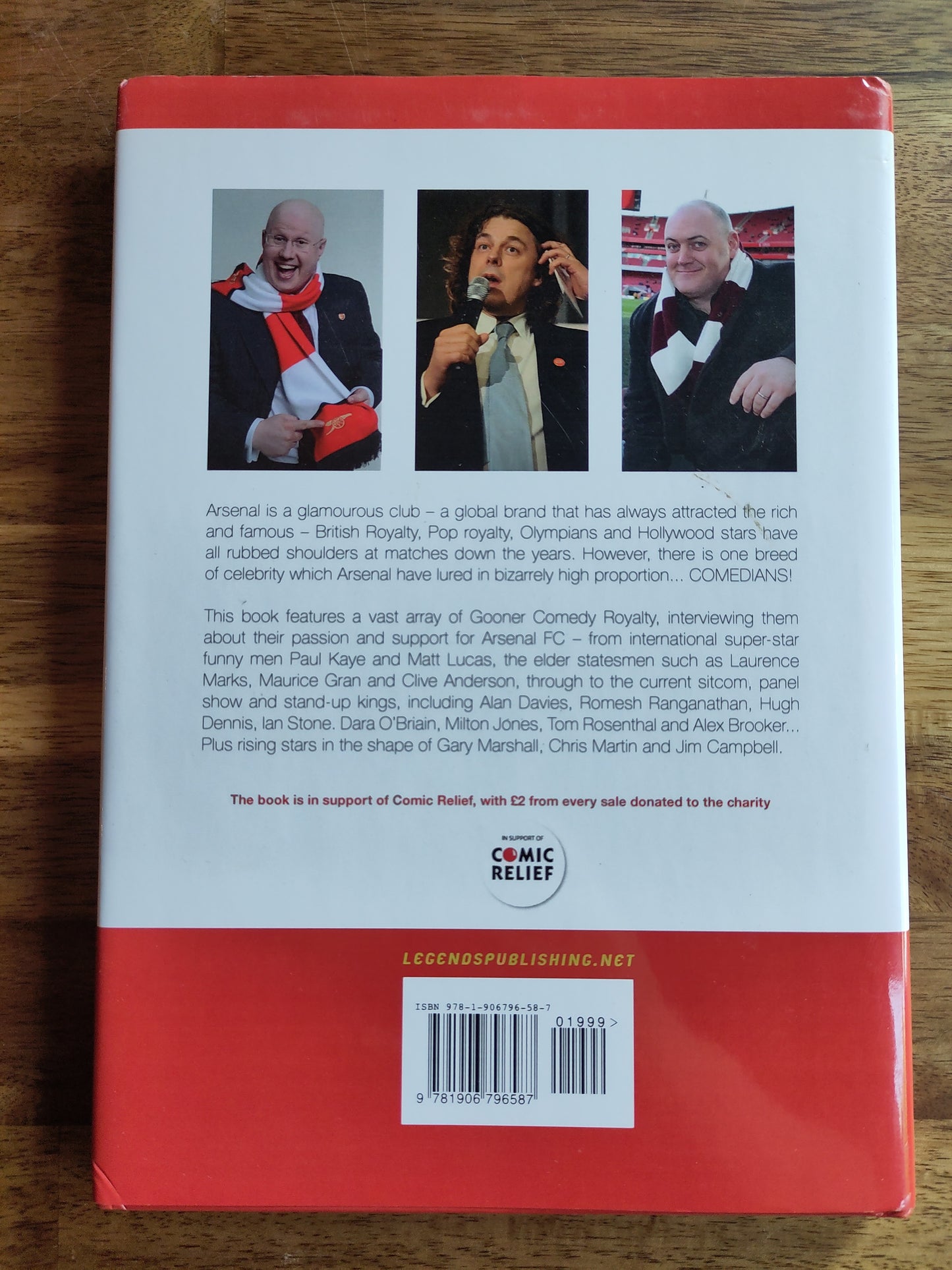 BOK: Supporting Arsenal is a Funny Old Game (Dave Seager) signert