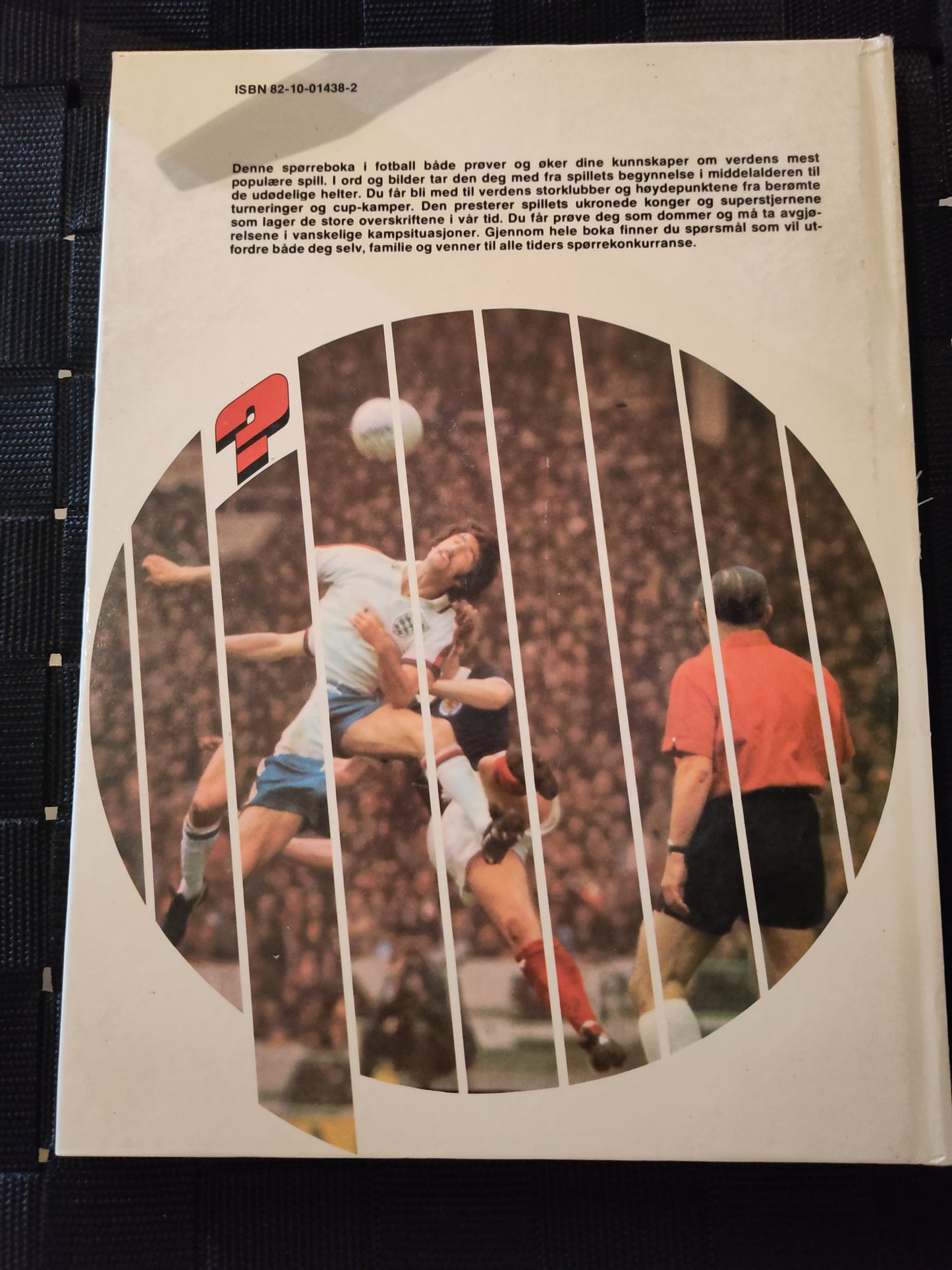 BOK: Spørrebok i fotball - Lek og moro for fotball-fans