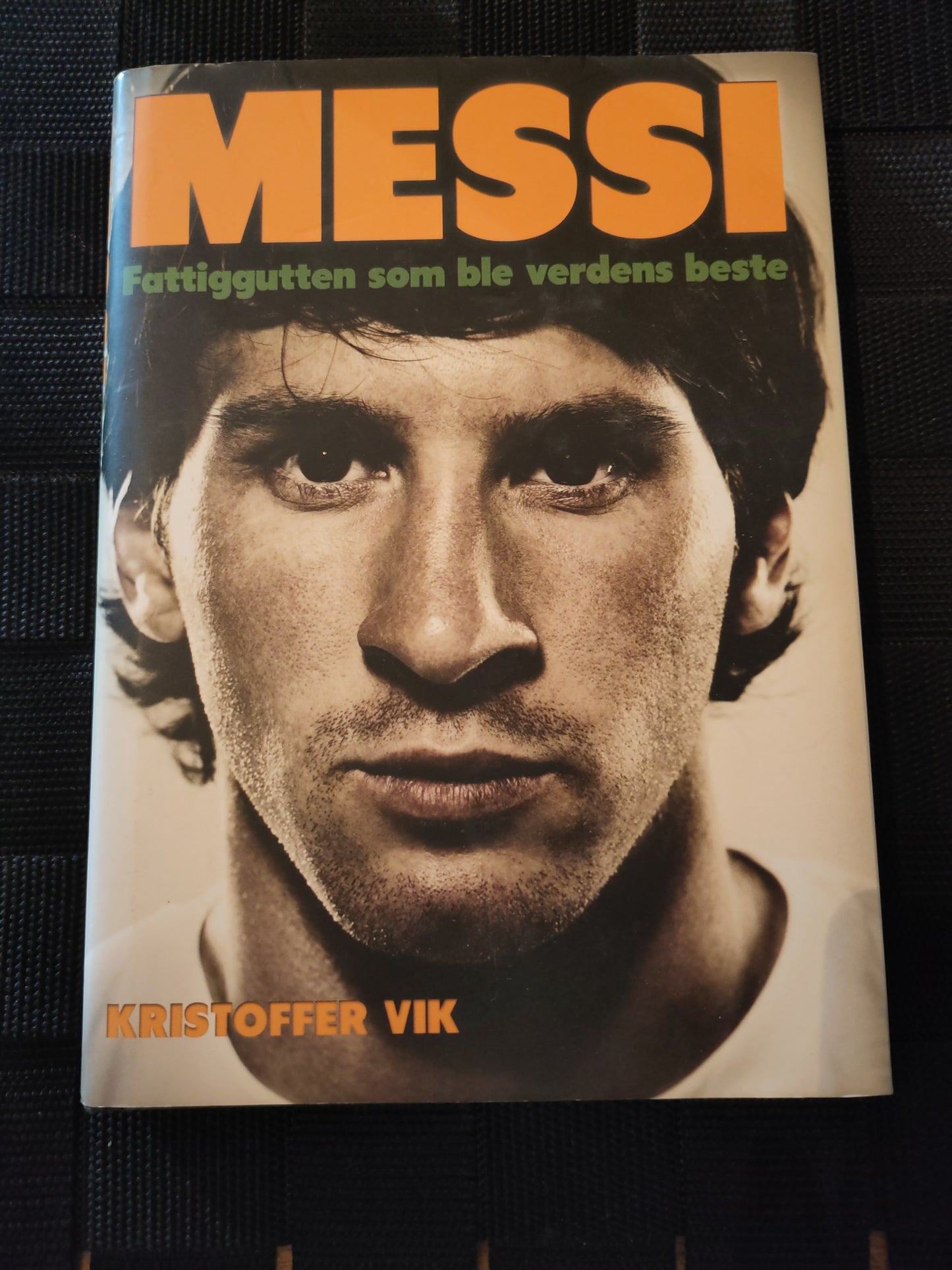 BOK: Messi - fattiggutten som ble verdens beste (Vik)