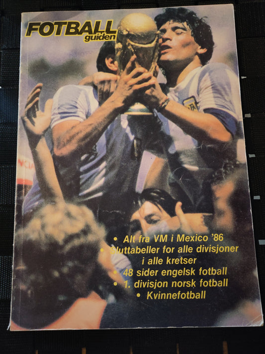 BOK: Fotballguiden '86