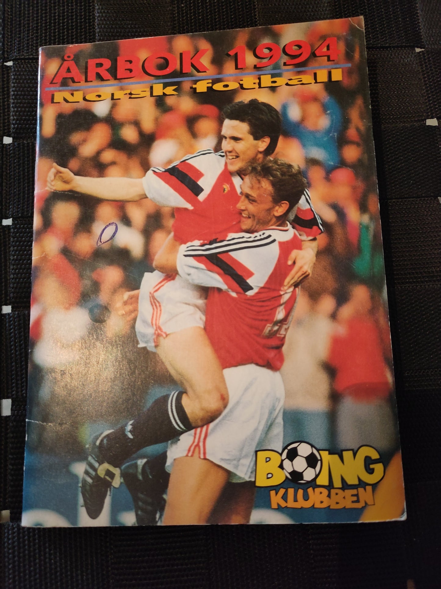 BOK: Årbok 1994 - norsk fotball (Boing)