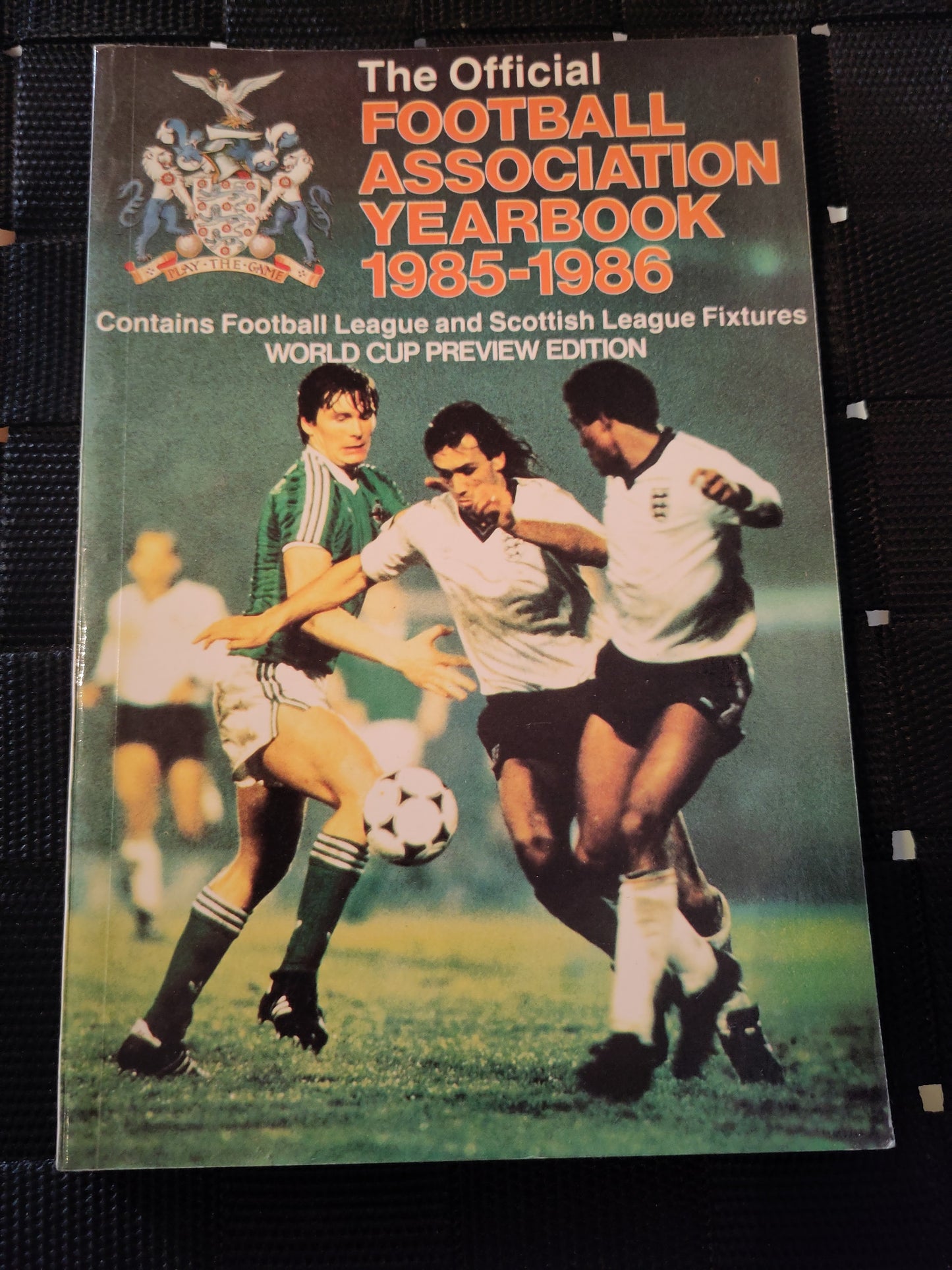 BOK: The Official Football Association Yearbook 1985-86