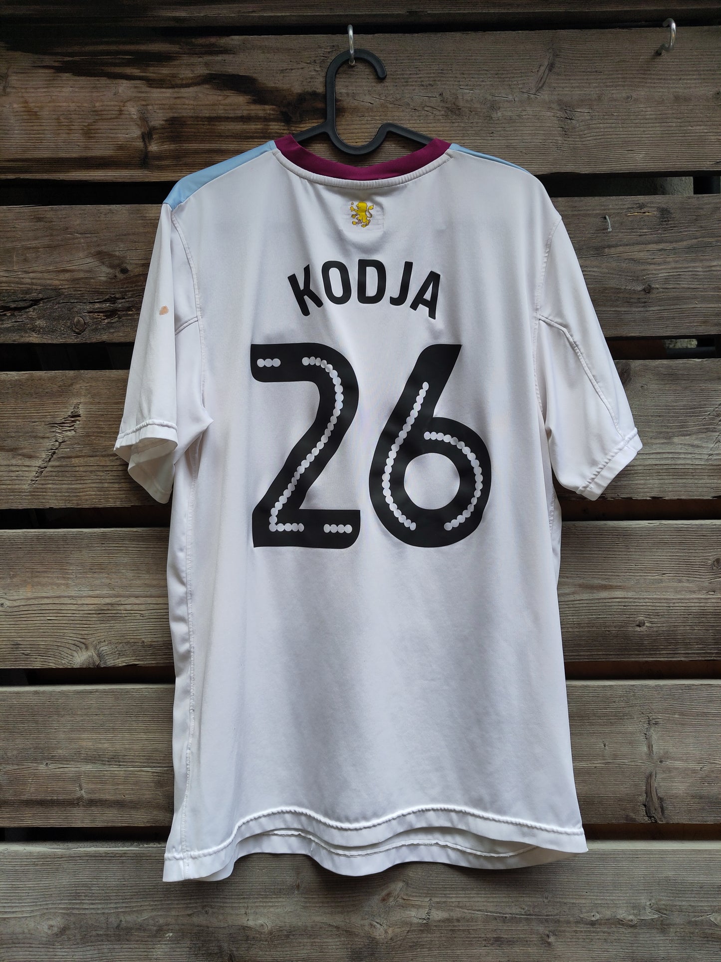 Aston Villa drakt 2016-17 borte Kodja (slitt)