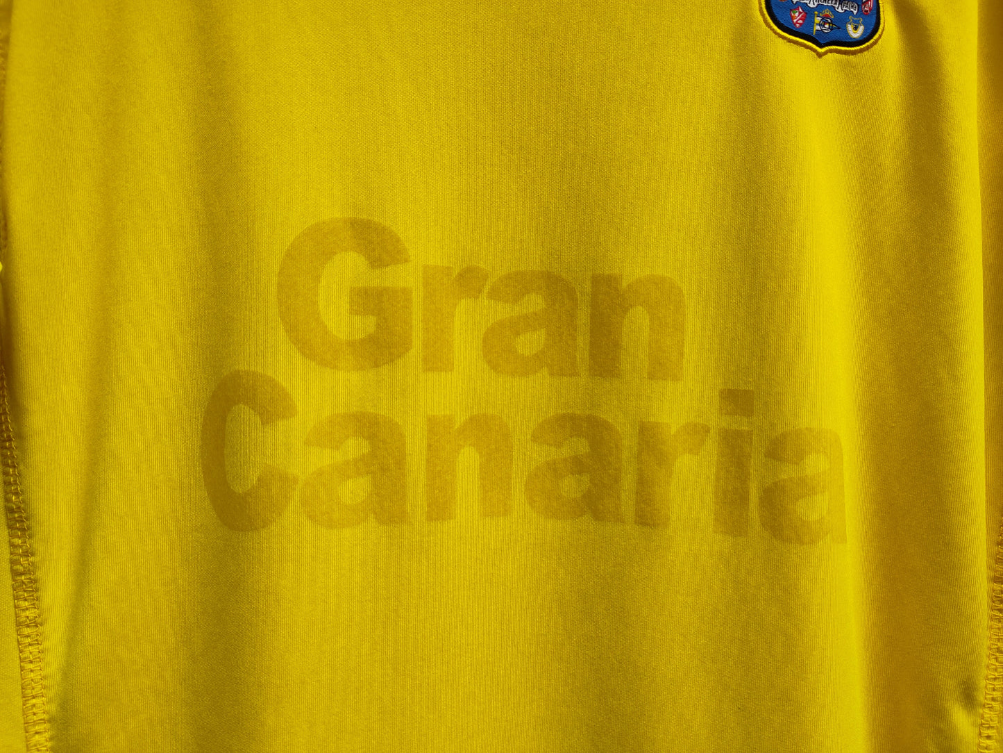 Las Palmas drakt 2015-16 hjemme (slitt)