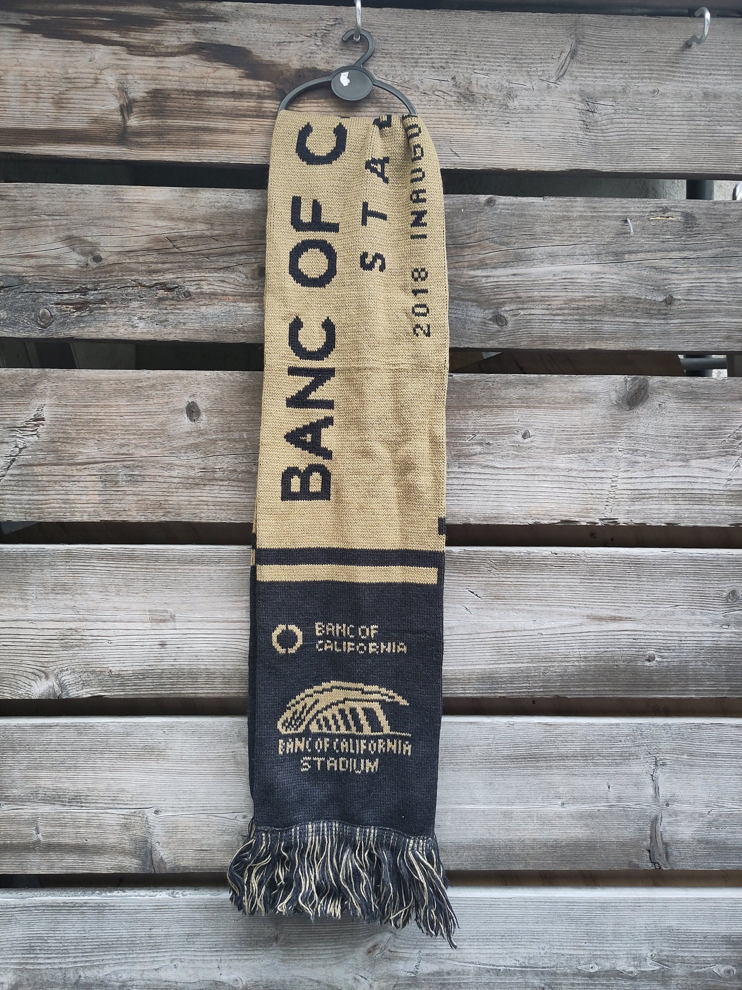 Banc of California Stadium skjerf