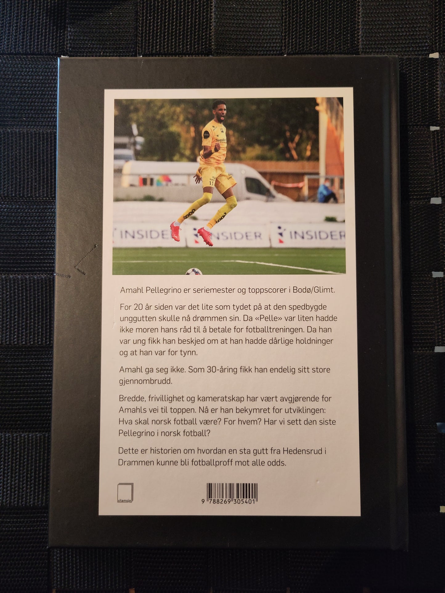 BOK: Amahl Pellegrino - Fotballproff mot alle odds (Braathen)