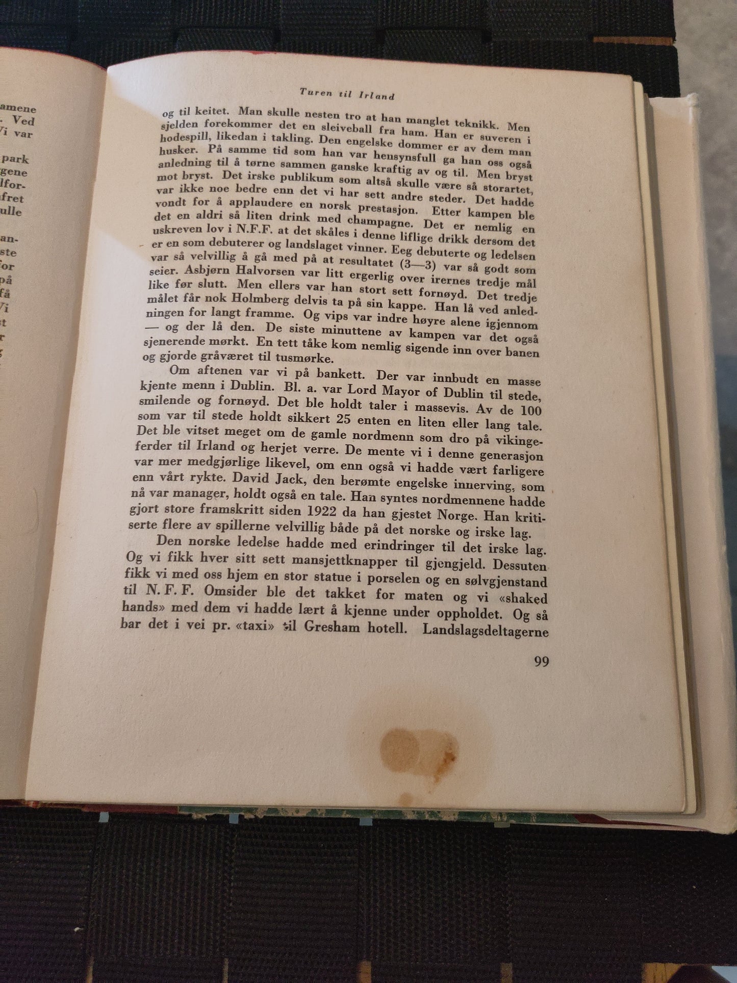 BOK: Bronselaget - en gullalder i norsk fotball (Horn/Henriksen) m/ omslag