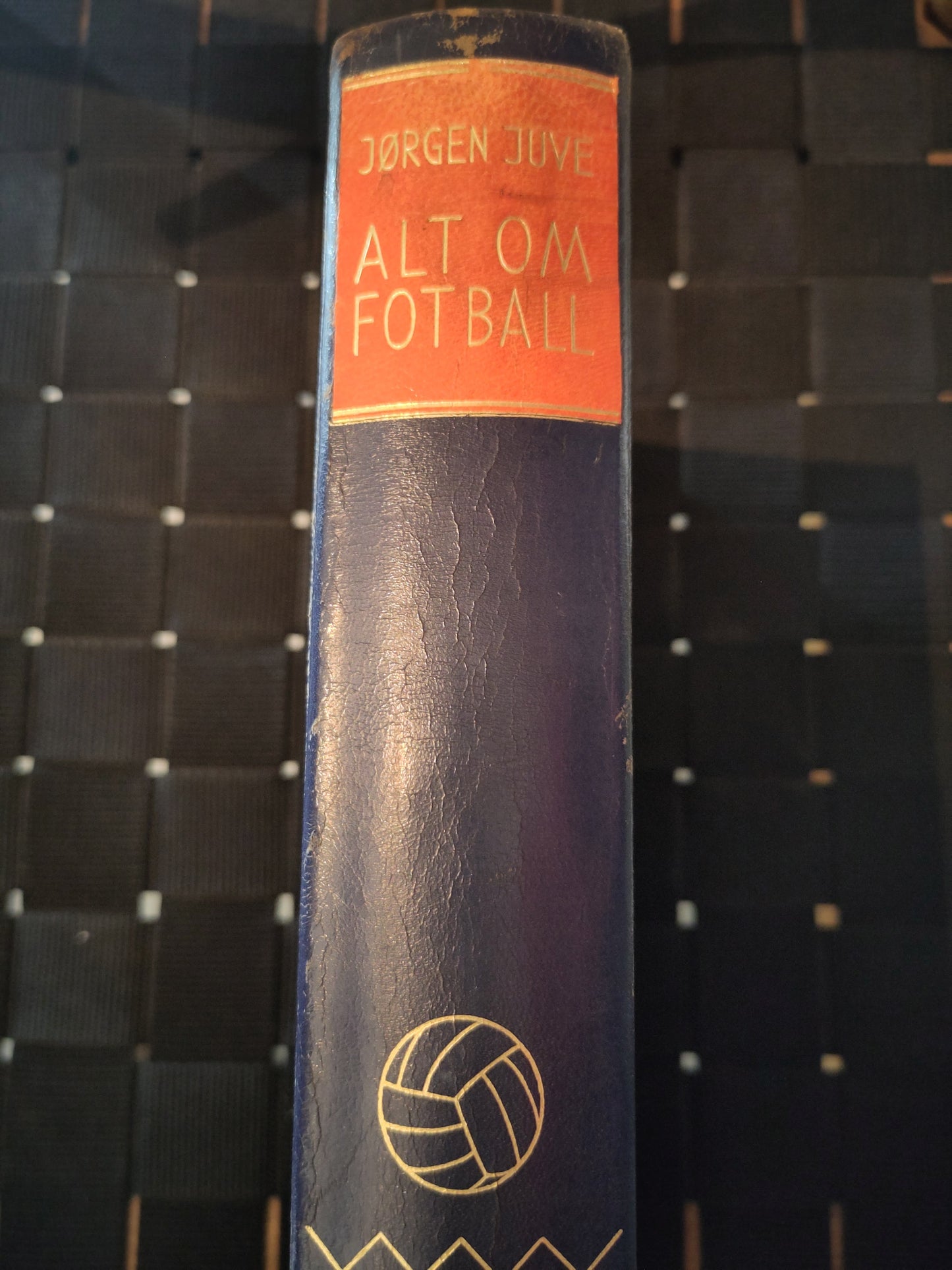 BOK: Alt om fotball (Jørgen Juve)