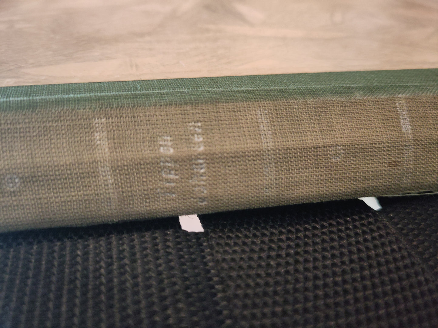 BOK: På vakt i Norges mål (Tippen Johansen)