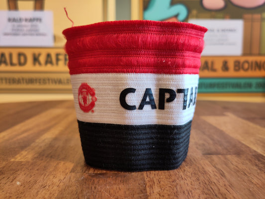 Manchester United kapteinsarmbånd*