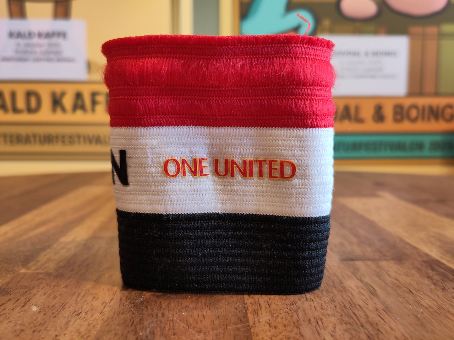 Manchester United kapteinsarmbånd*