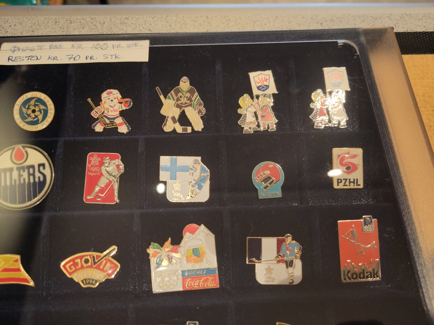 PINS: Diverse ishockey*