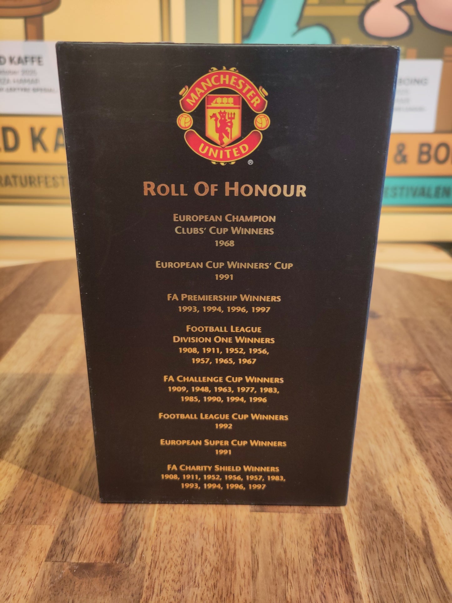 Manchester United - Official History - VHS og suvenirer v2*