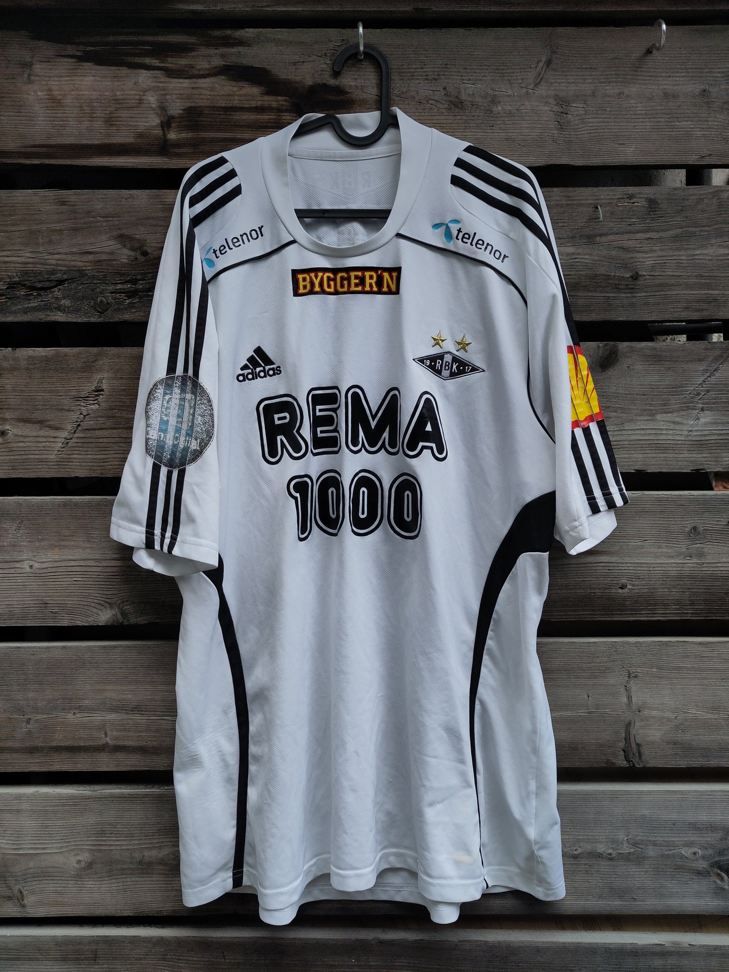 Rosenborg drakt 2008-09 hjemme v2
