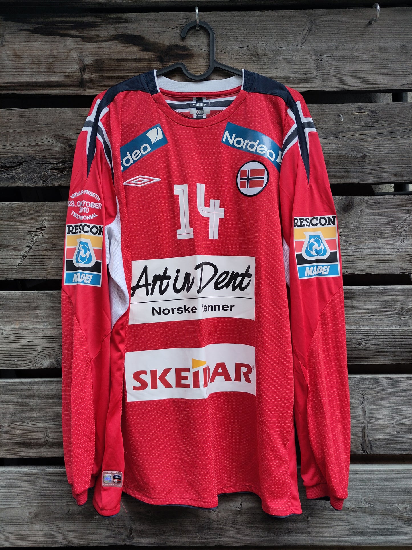 Norge drakt 2010 hjemme Testimonial Match Vidar Riseth utøverbrukt/kampbrukt og signert Tore Pedersen