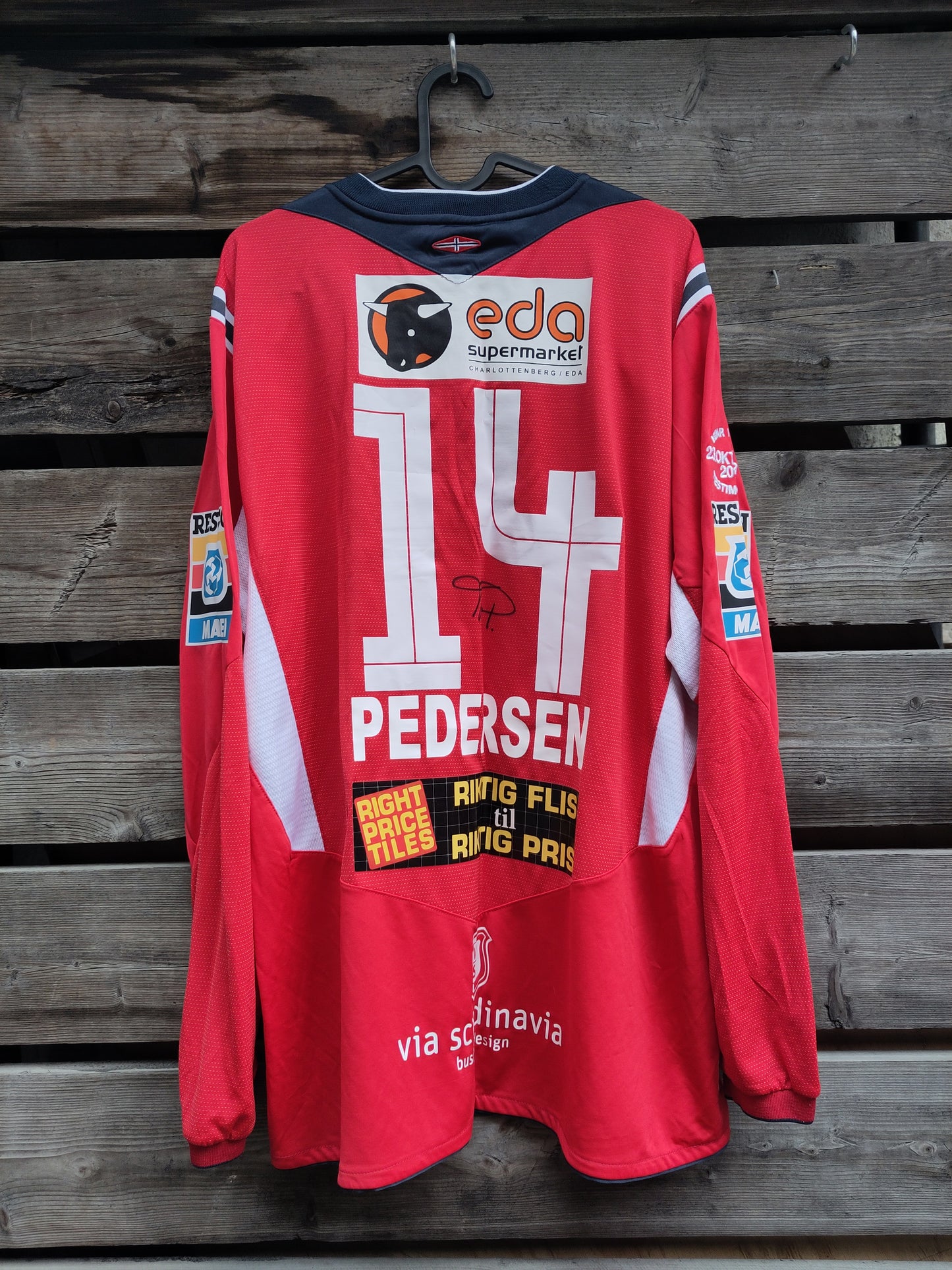 Norge drakt 2010 hjemme Testimonial Match Vidar Riseth utøverbrukt/kampbrukt og signert Tore Pedersen