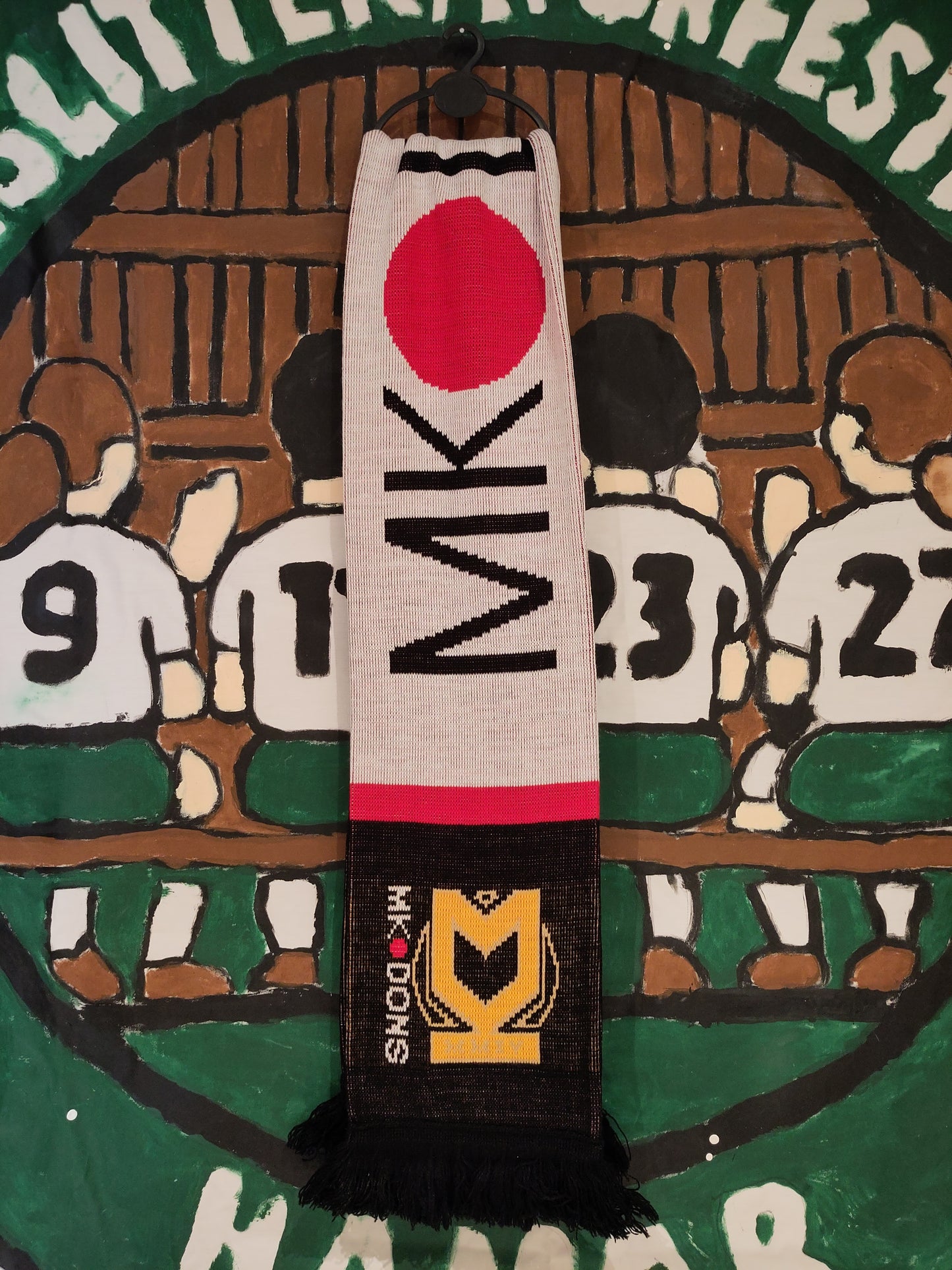 MK Dons skjerf*