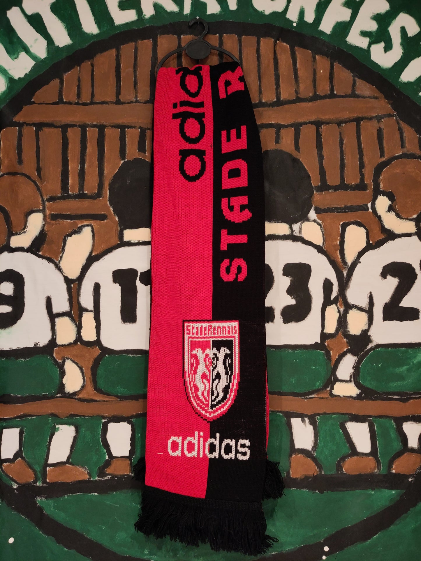 Rennes skjerf v2* (BNWT)