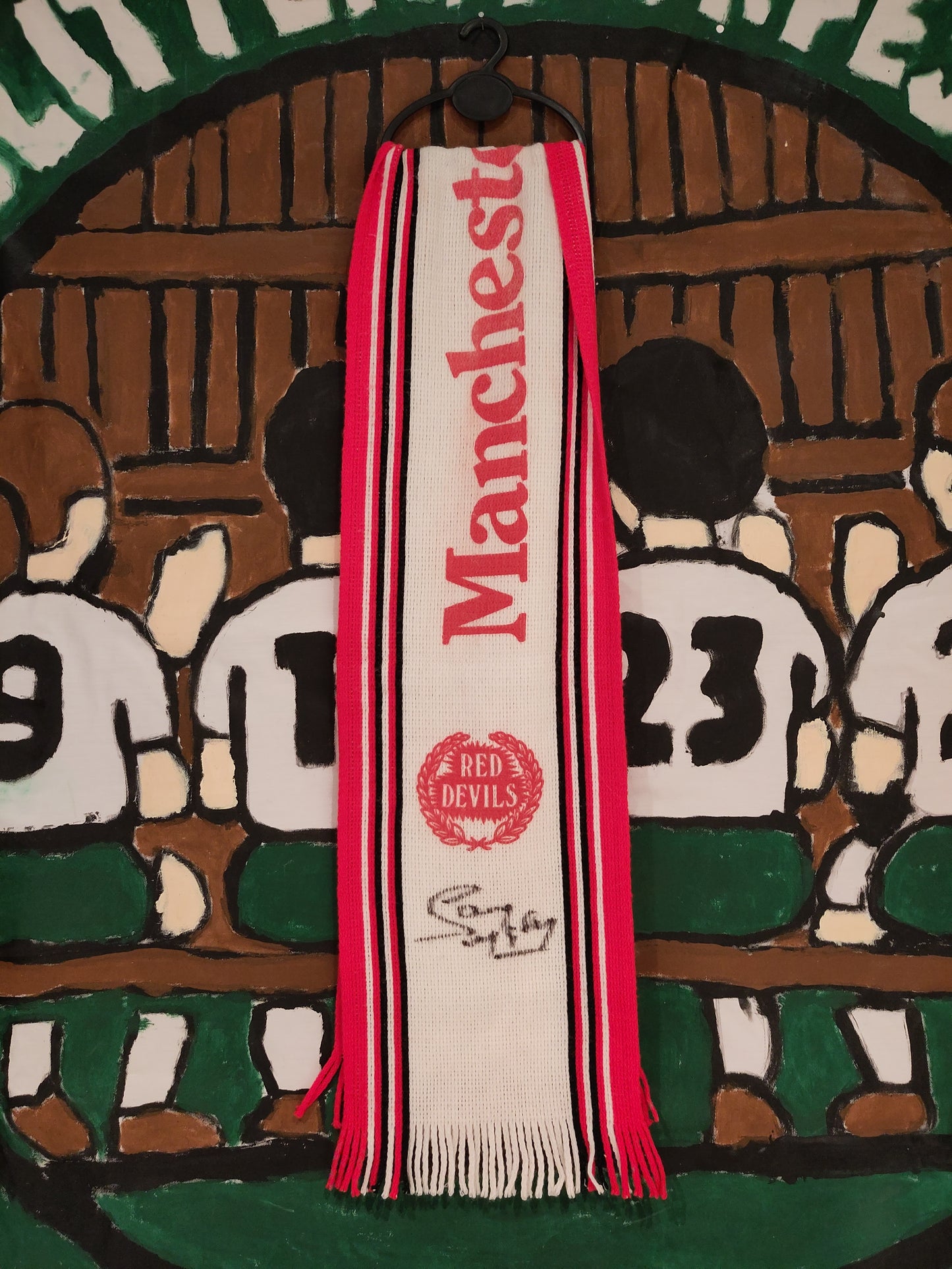 Manchester United skjerf signert McIlroy & Sharpe
