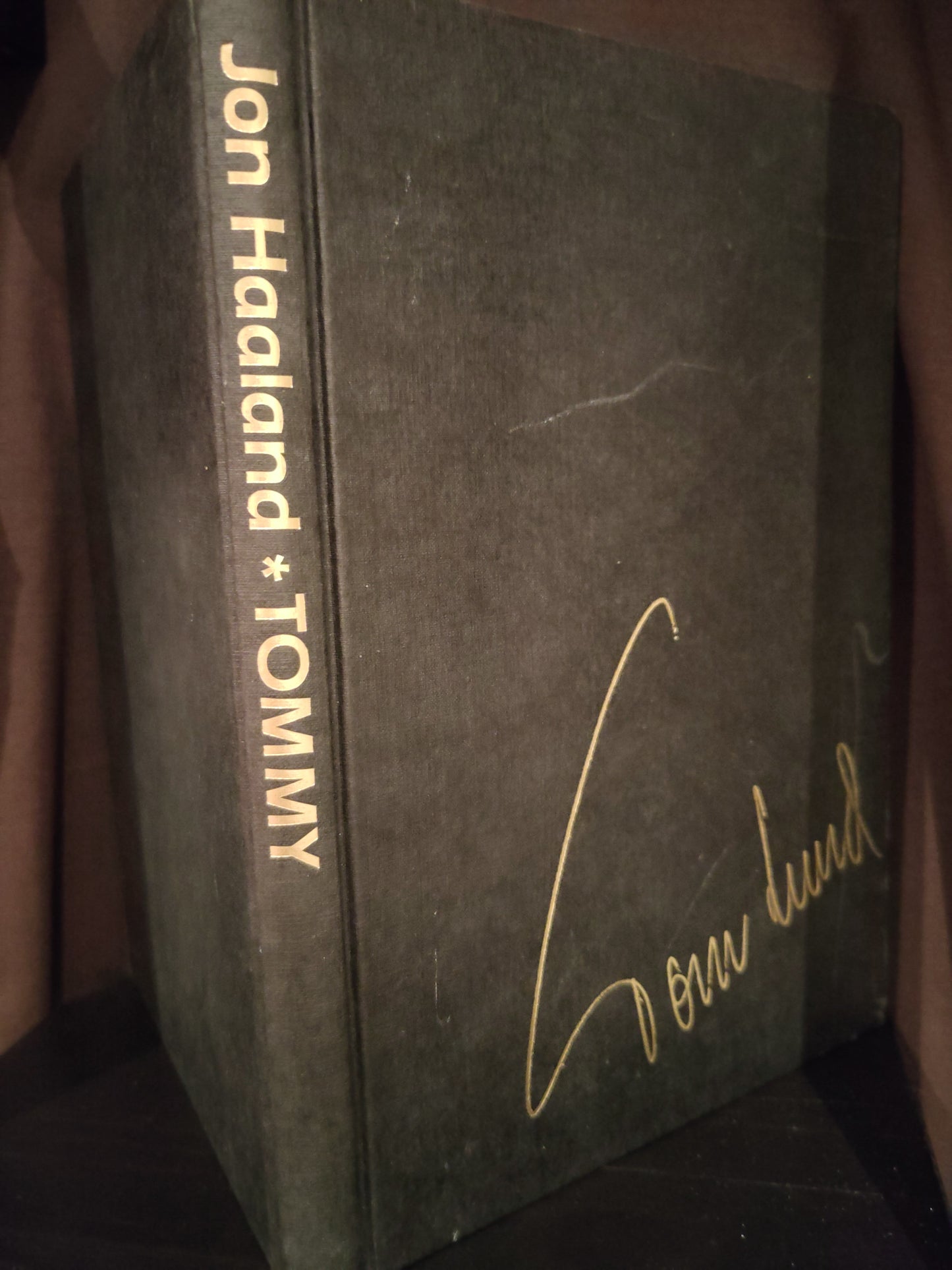 BOK: Tommy - biografi Tom Lund signert (Jon Haaland) v2*