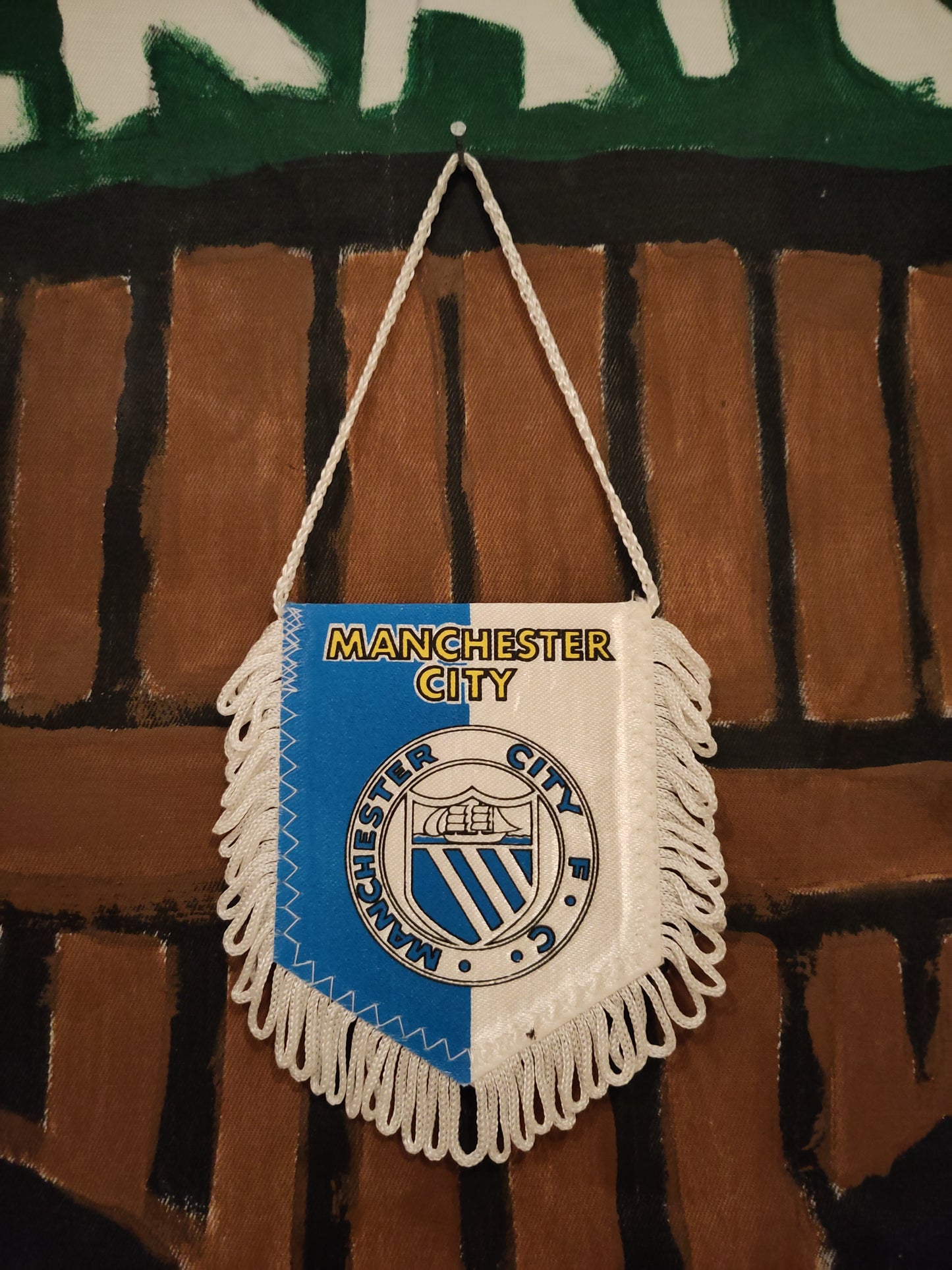 Manchester City vimpel liten*