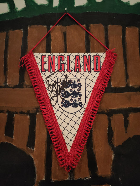 England vimpel signert Beckham*