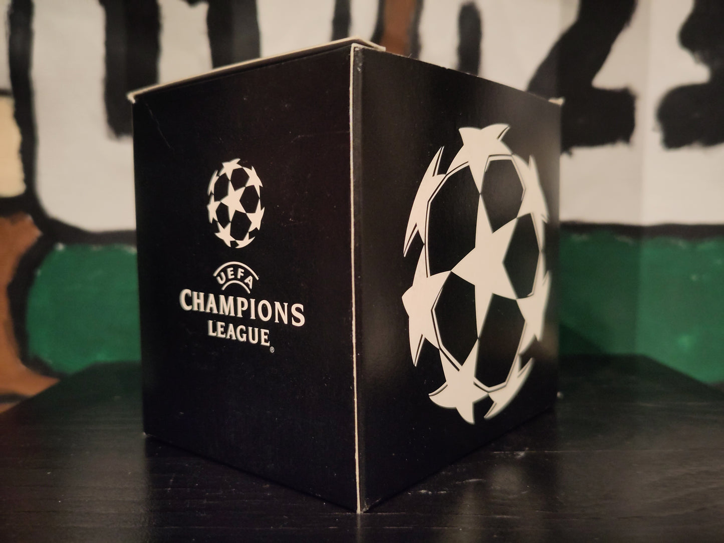 Manchester United krus Champions League vs Schalke 04 2010-11*