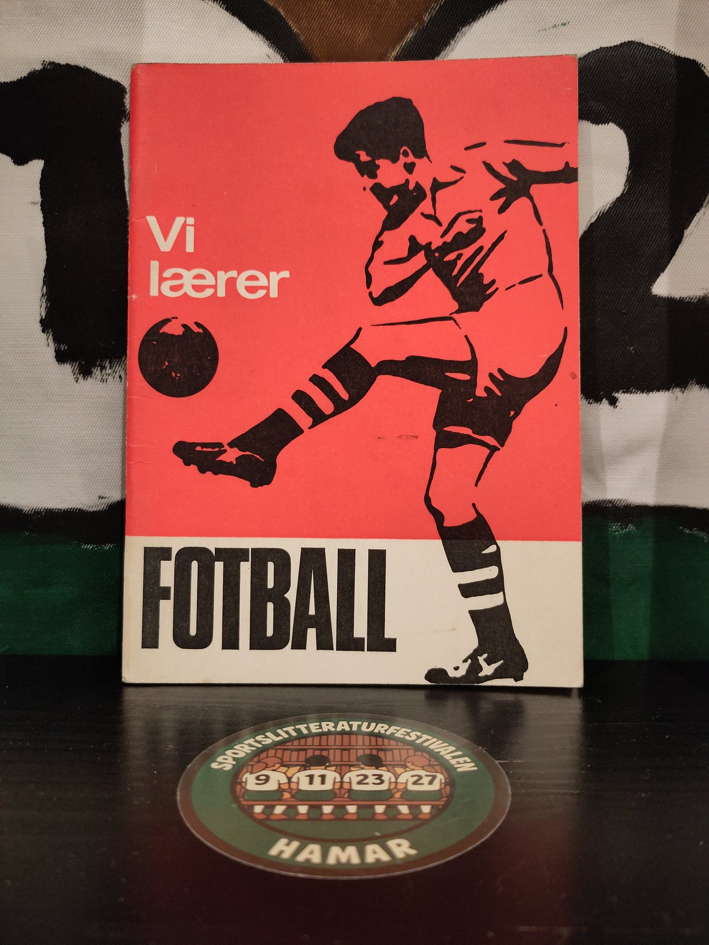 BOK: Vi lærer fotball (NFF)