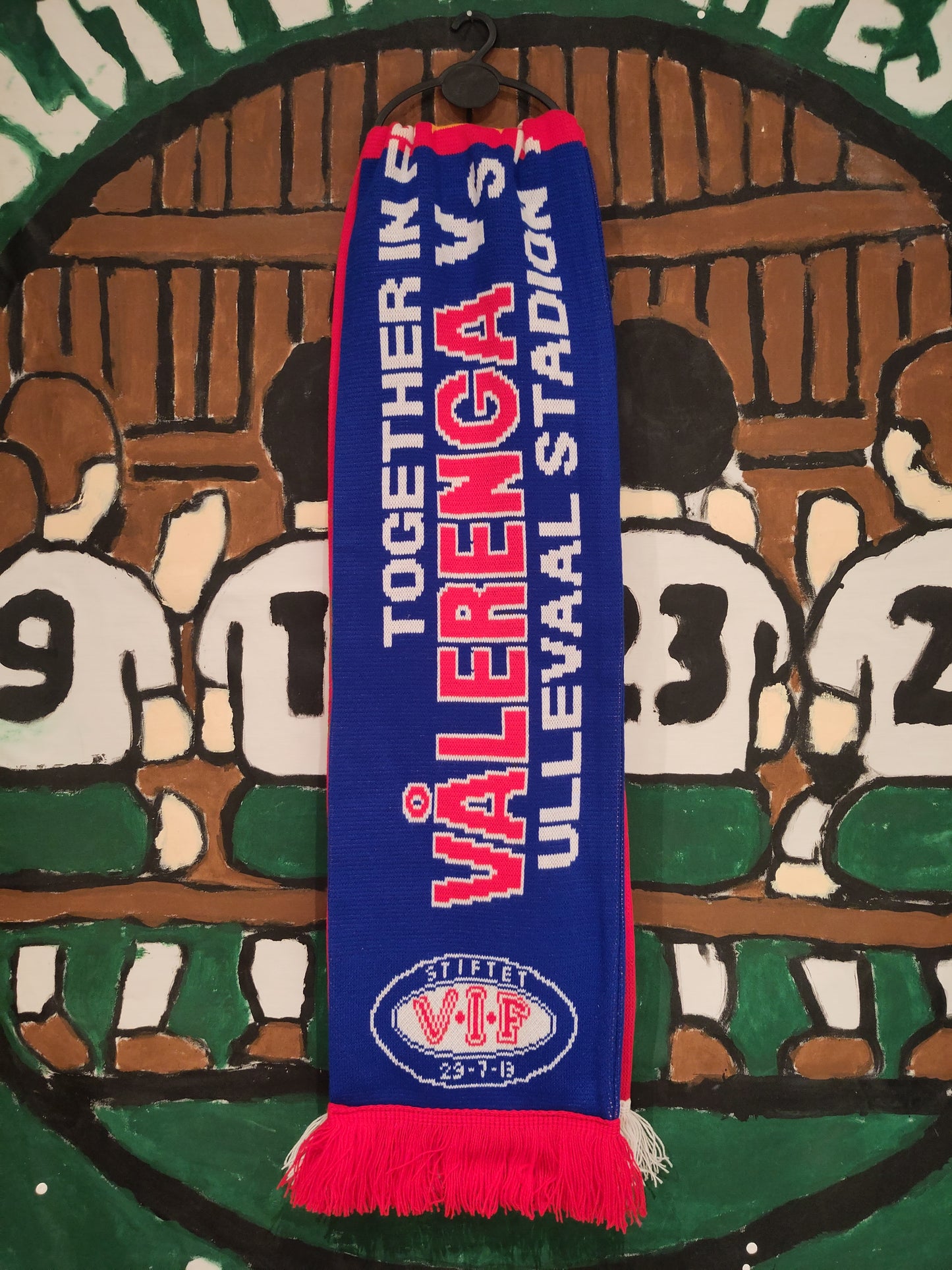Liverpool skjerf half&half Vålerenga 2013 v2