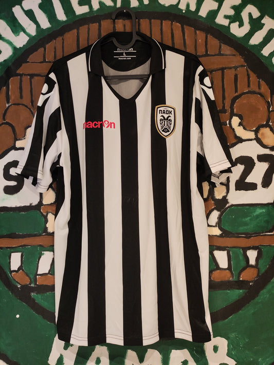 PAOK drakt 2015-16 hjemme
