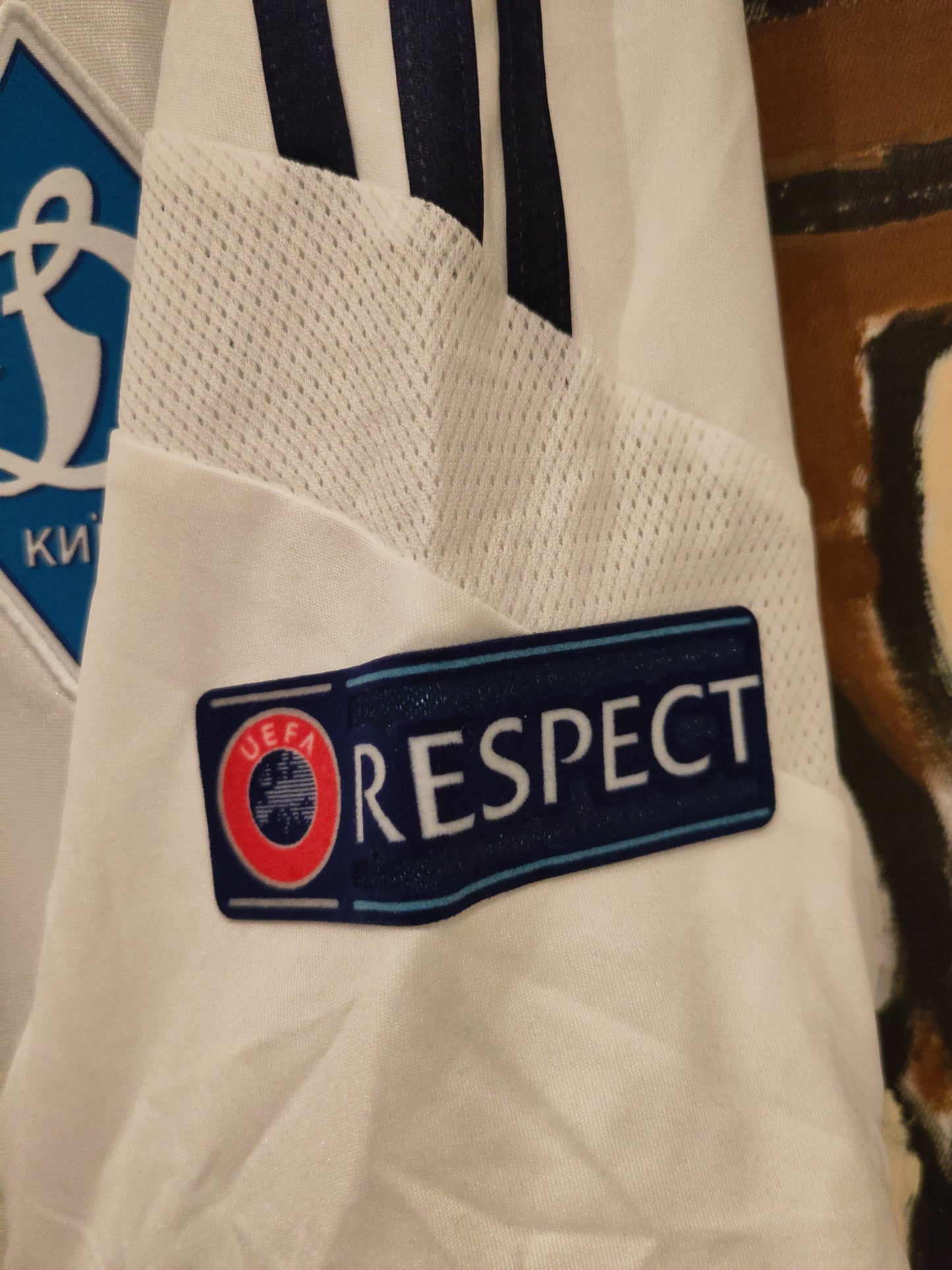 Dynamo Kyiv drakt 2014-15 hjemme player issued Sydorchuk