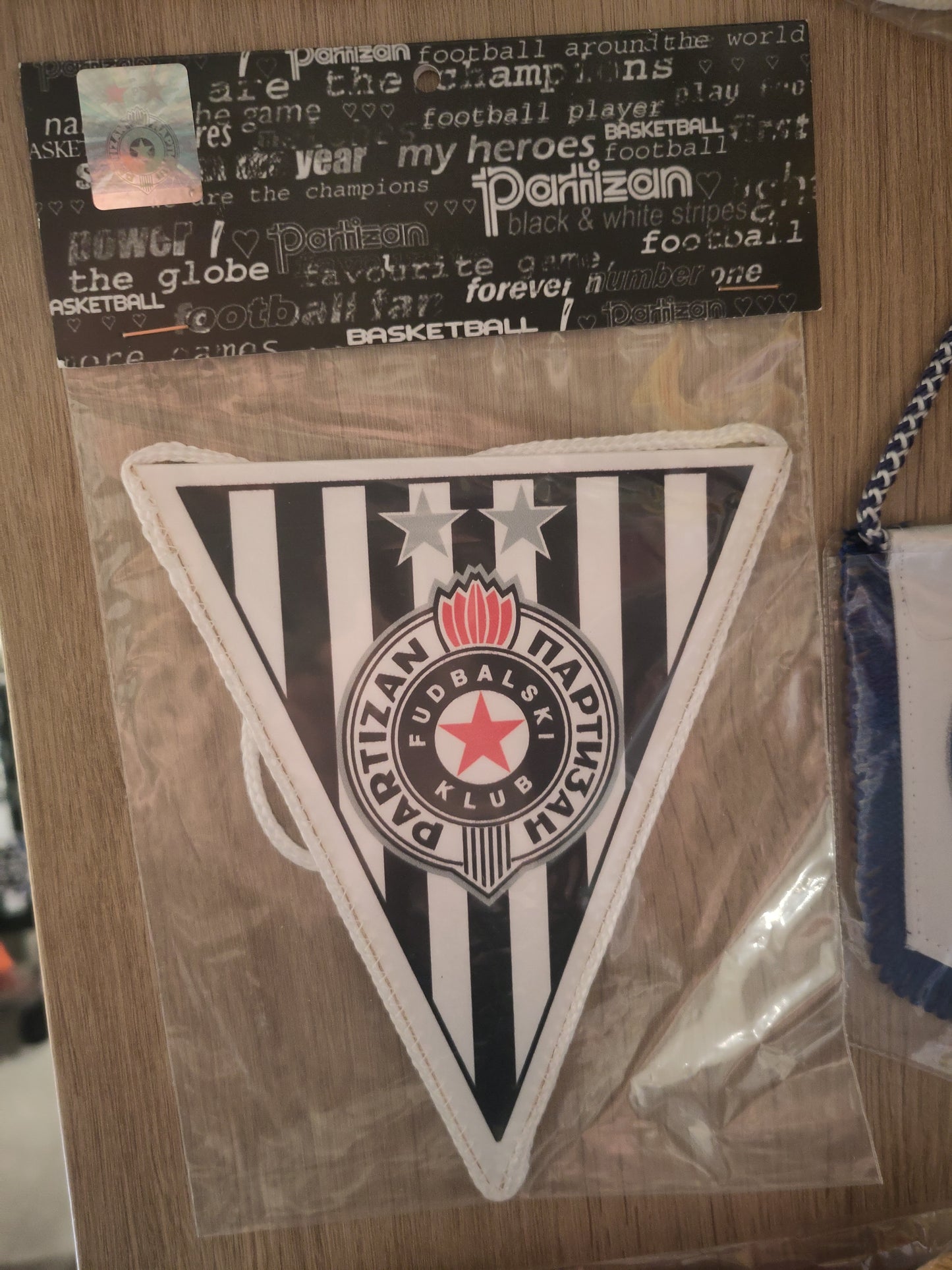 Vimpler: Diverse landslag og lag Europa League/Champions League (++)