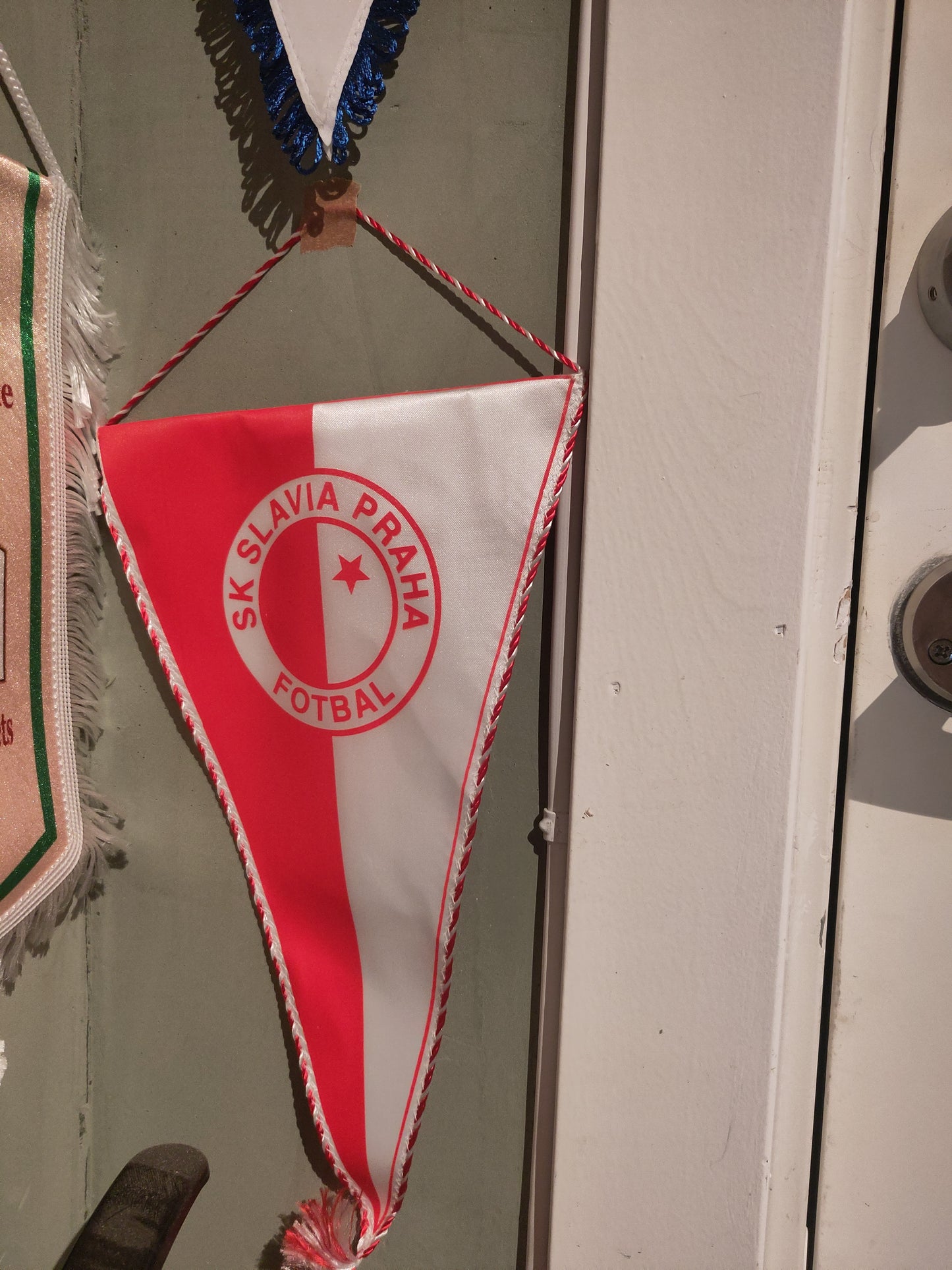 Vimpler: Diverse landslag og lag Europa League/Champions League (++)