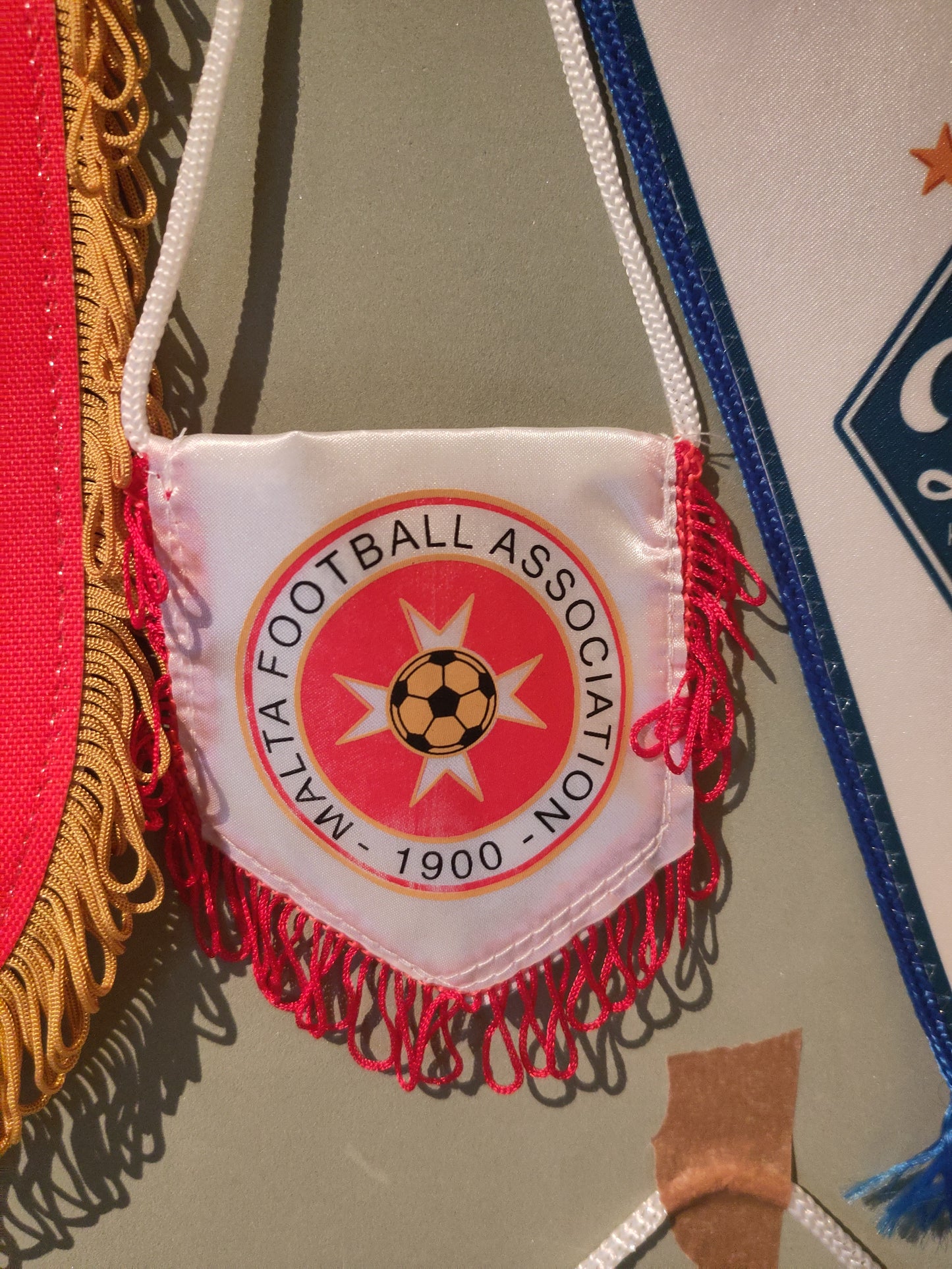 Vimpler: Diverse landslag og lag Europa League/Champions League (++)