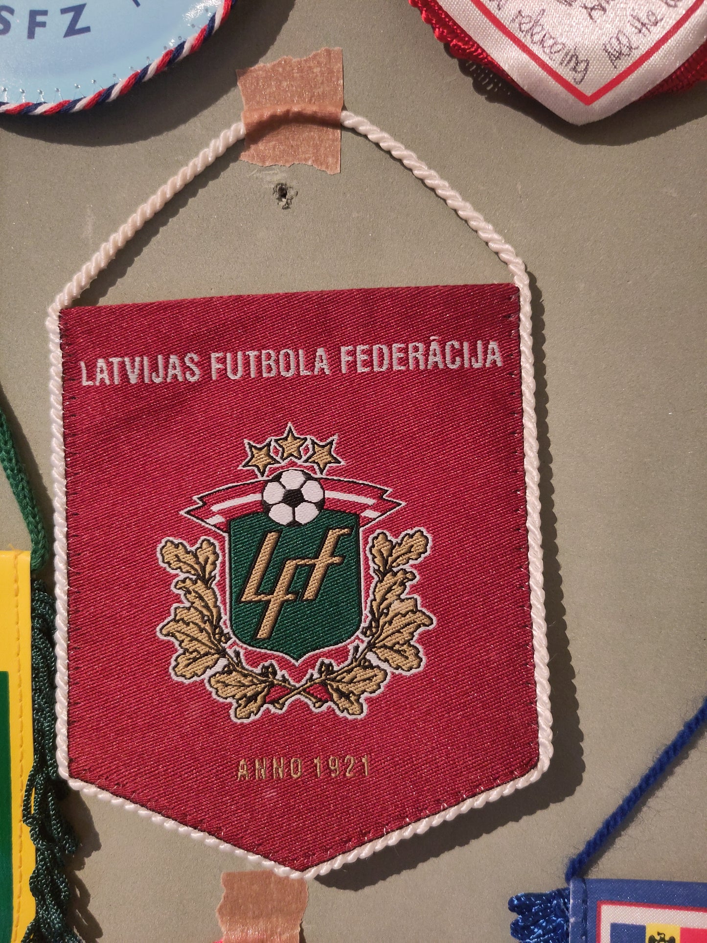 Vimpler: Diverse landslag og lag Europa League/Champions League (++)